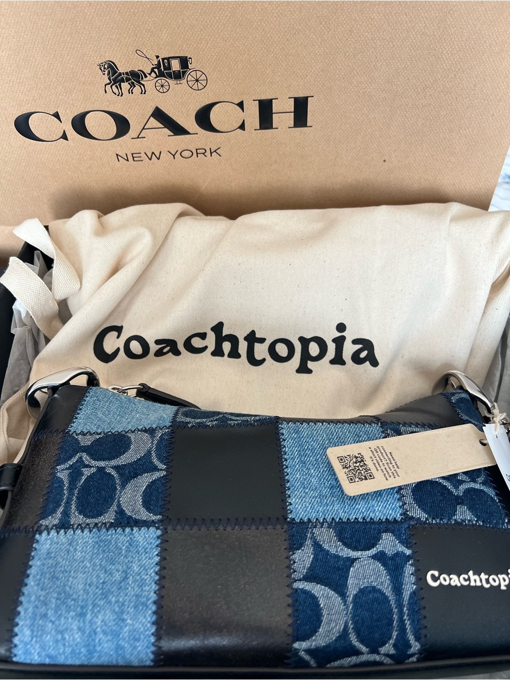 New! SOLDOUT MINT CONDITION RARE COACHTOPIA Alter Ego Small Slouchy Shoulder Bag